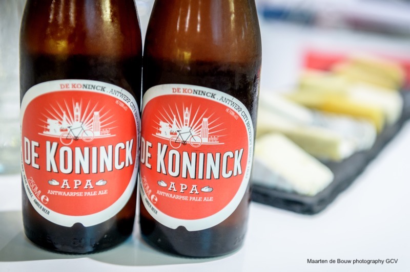 ベルギービールで街巡り – アントワープ編 アイコニックなボレケ